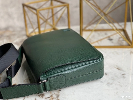 LOUIS DISTRICT VUITTON PM 0726